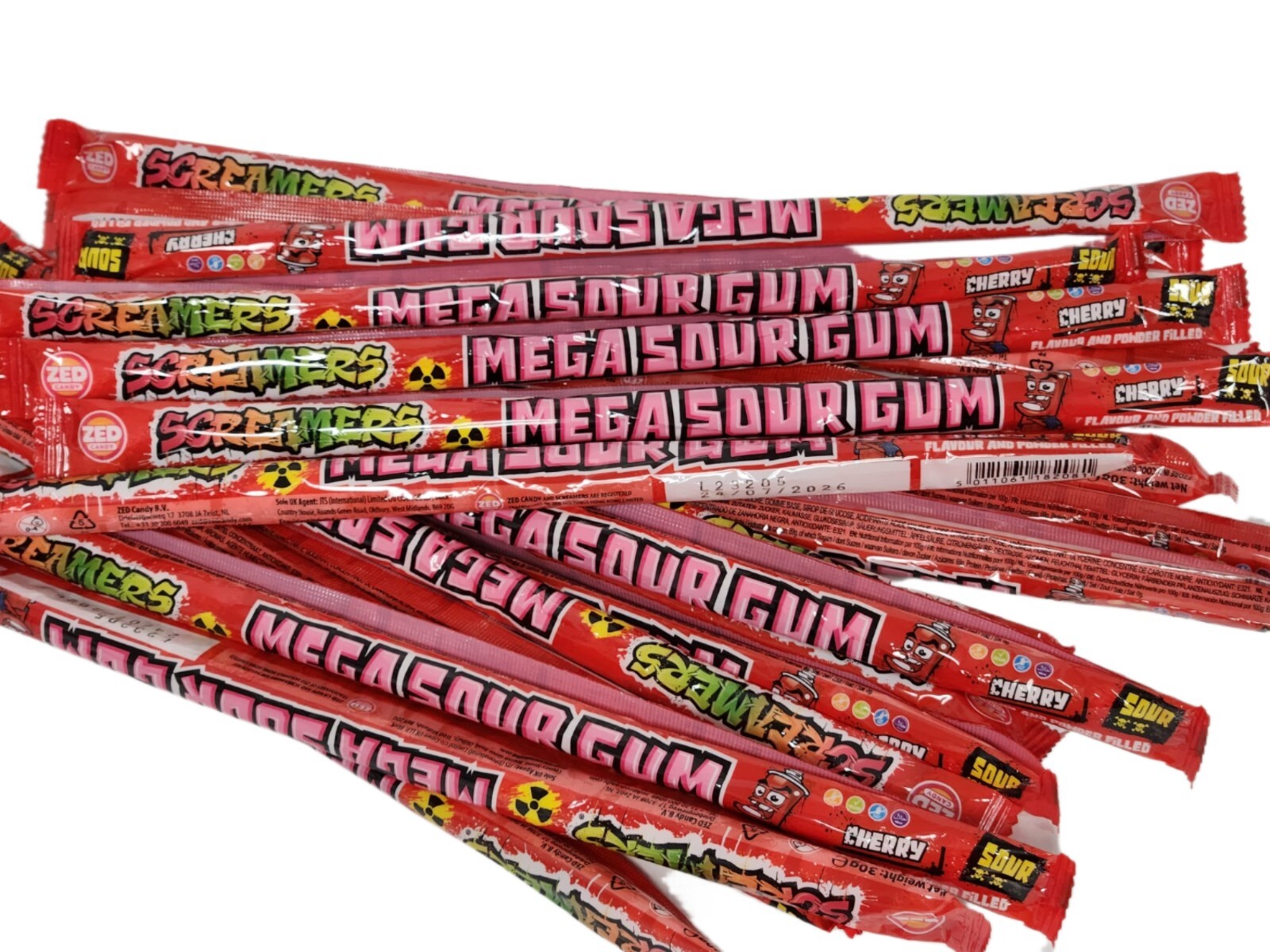 Screamers mega sour cherry gum